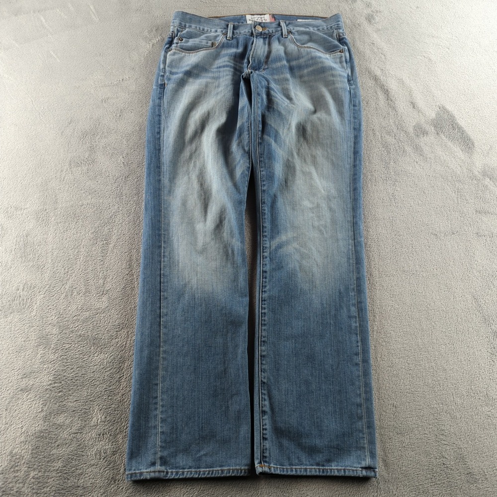 Lucky Brand 221 Jeans Mens 32* Blue Light Wash Straight Faded Made USA Denim